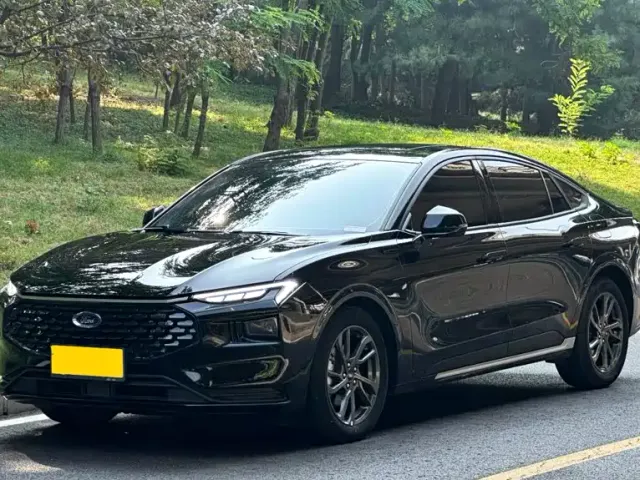 Фотография автомобиля — Ford Mondeo