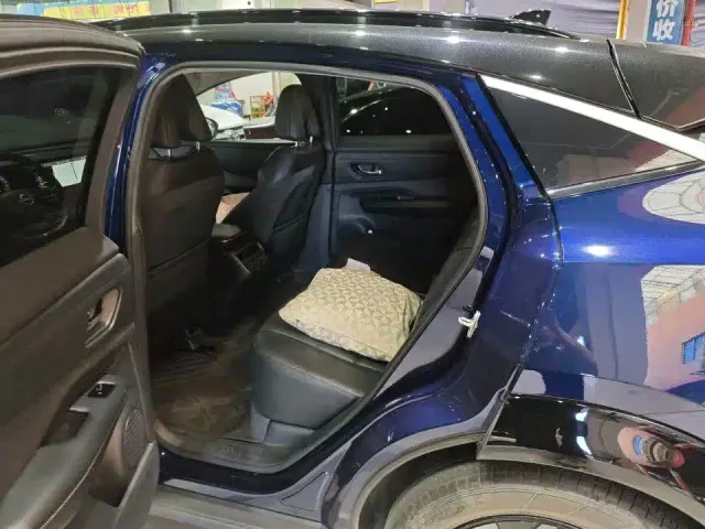 Nissan Ariya — Фото автомобиля 6