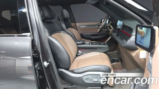 Kia EV9 — Фото автомобиля 11