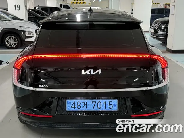 Kia EV6 — Фото автомобиля 4