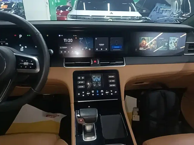 Li Auto ONE — Фото автомобиля 12