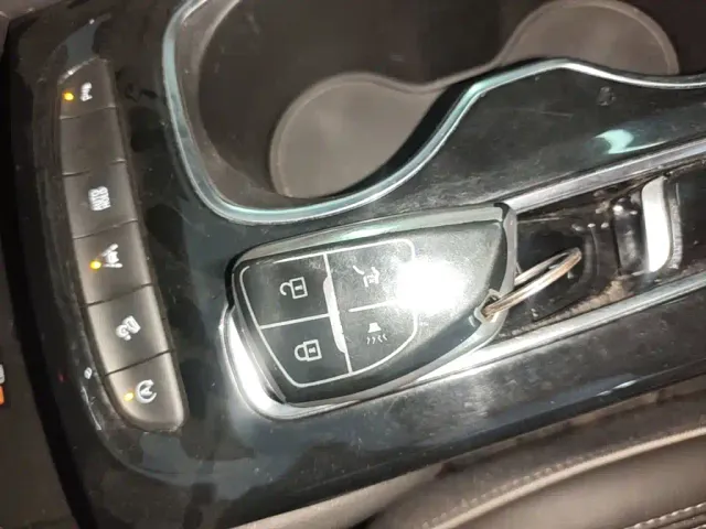 Buick Envision Plus — Фото автомобиля 8
