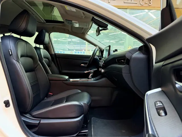 Nissan Sylphy — Фото автомобиля 7