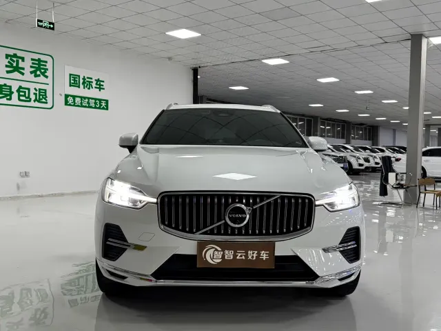 Volvo Volvo XC60 2024 B5 AWD Zhiyuan Luxury Edition — Фото автомобиля 2