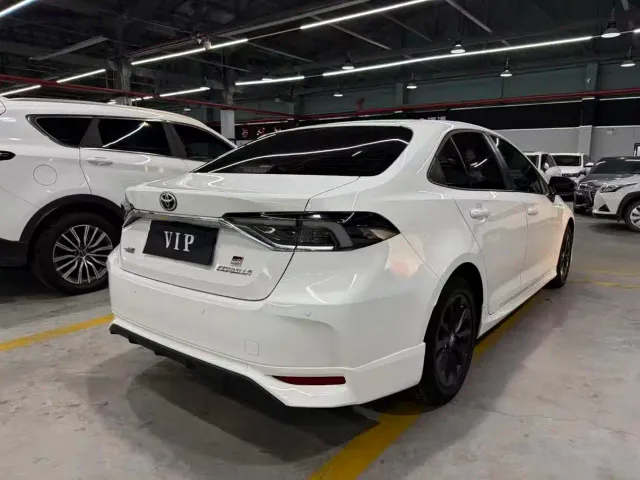 Toyota Corolla — Фото автомобиля 8