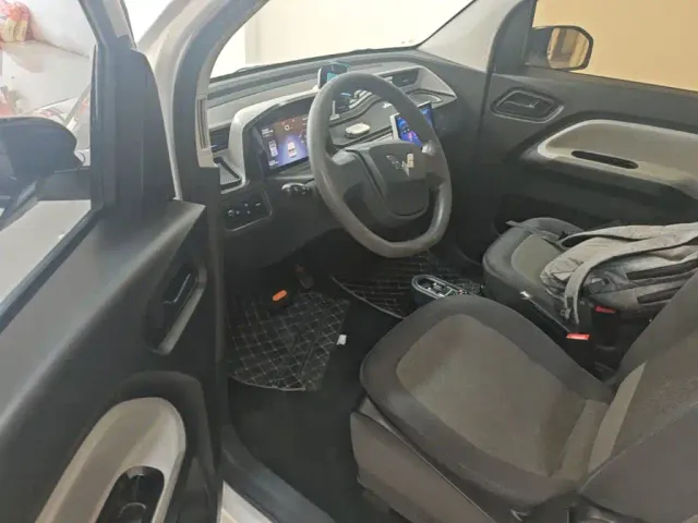 Wuling Hongguang Mini EV — Фото автомобиля 15