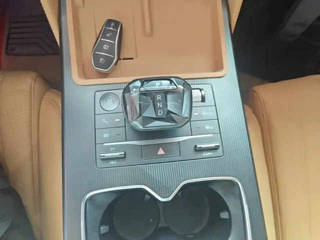 BYD Song L DM-i — Фото автомобиля 9