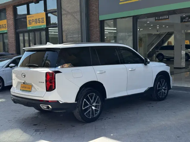 GAC Trumpchi GS8 — Фото автомобиля 4