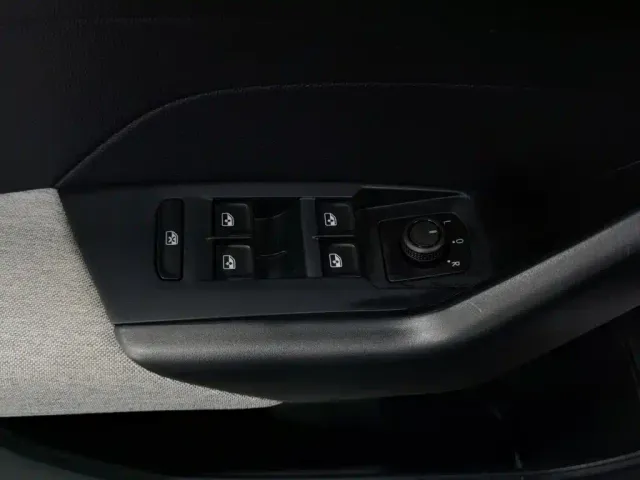 Volkswagen Tharu — Фото автомобиля 9