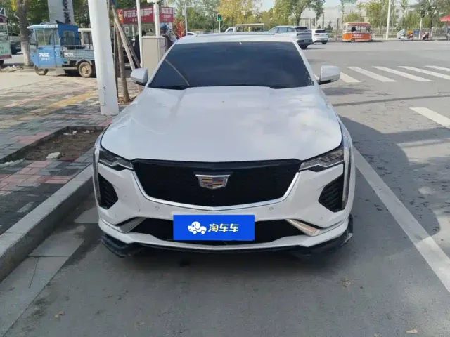 Cadillac CT4 — Фото автомобиля 2