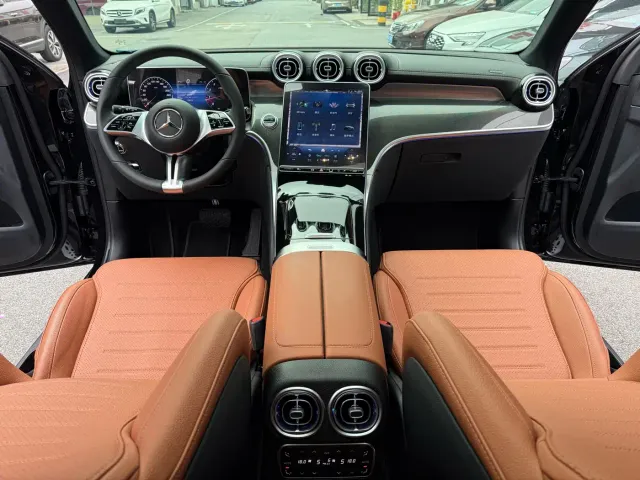 Mercedes-Benz Mercedes-Benz GLC 2024 GLC 260 L 4MATIC Dynamic 5-seater — Фото автомобиля 13