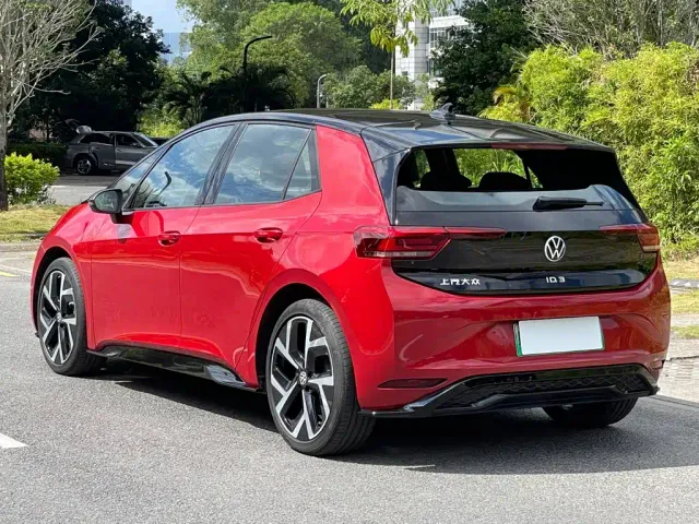 Volkswagen ID.3 — Фото автомобиля 20
