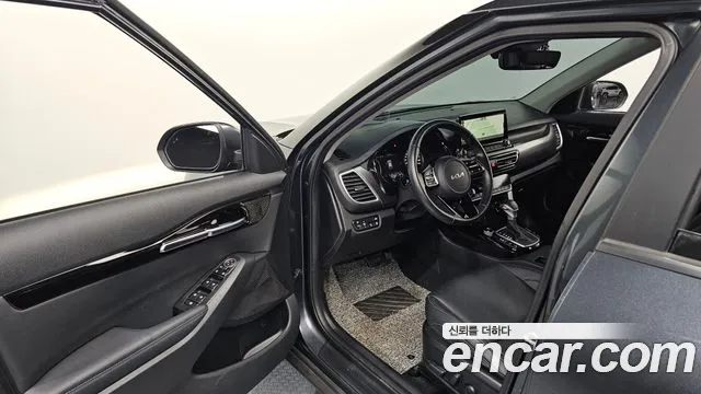 Kia Seltos Seltos Бензин 1.6 турбо 2WD — Фото автомобиля 10