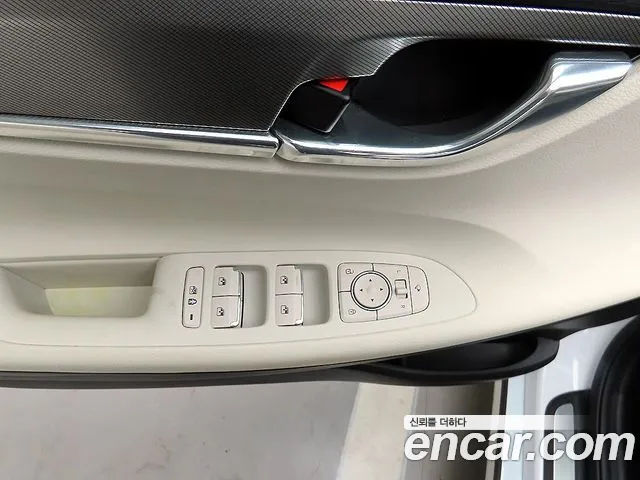 Hyundai Grandeur (New) Hybrid — Фото автомобиля 11