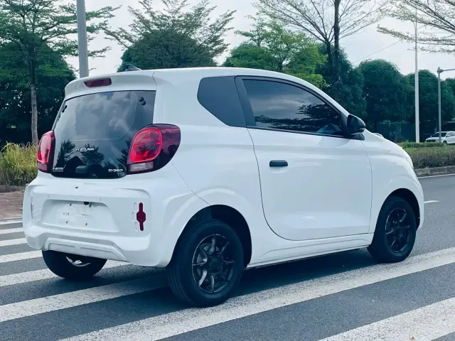 Roewe Kaiwei CLEVER 2022 311km Vitality Bobo Edition — Фото автомобиля 5