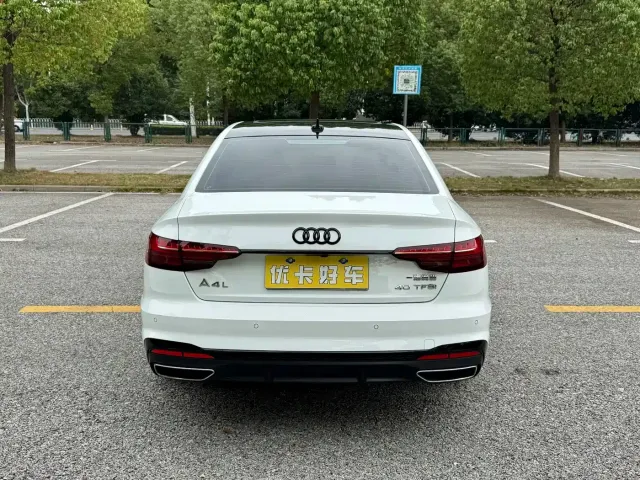 Audi Audi A4L 2023 40 TFSI Luxury Sport — Фото автомобиля 6
