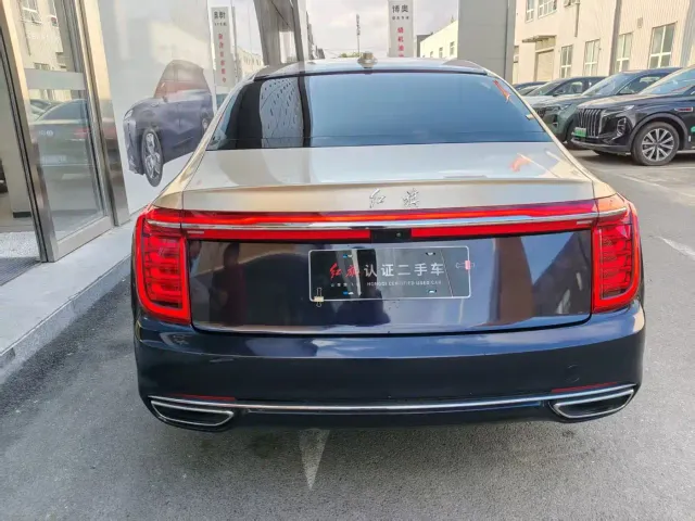 Hongqi H9 — Фото автомобиля 11