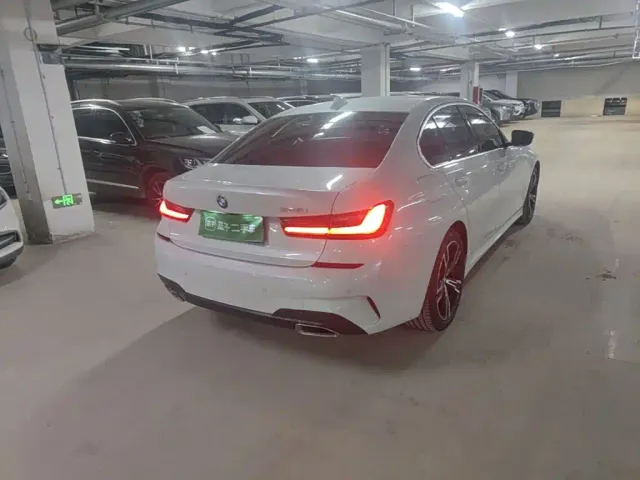 BMW 3 Series — Фото автомобиля 7