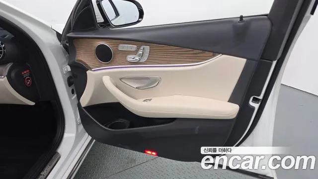 Mercedes-Benz E-Class W213 — Фото автомобиля 13
