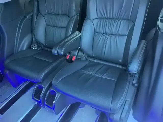 Honda Odyssey — Фото автомобиля 9
