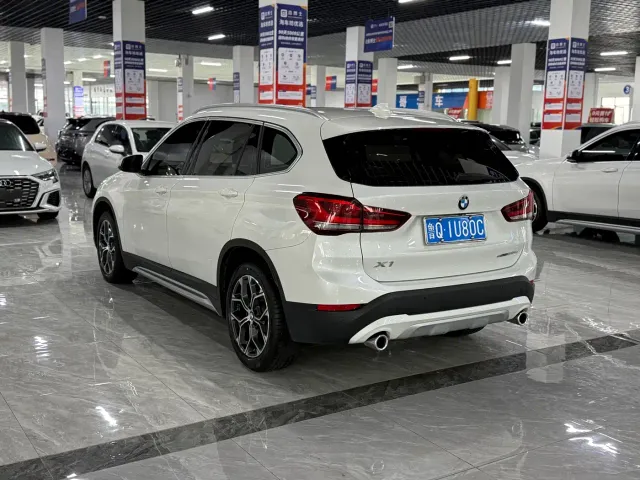 BMW X1 — Фото автомобиля 12
