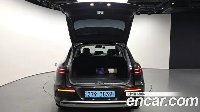 Genesis GV70 Electrified GV70 — Фото автомобиля 20
