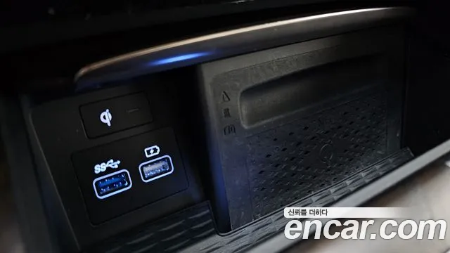 Genesis GV80 — Фото автомобиля 19