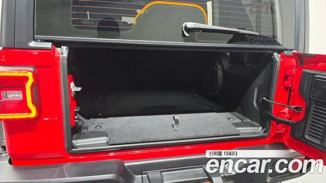 Jeep Wrangler Wrangler (JL) — Фото автомобиля 16