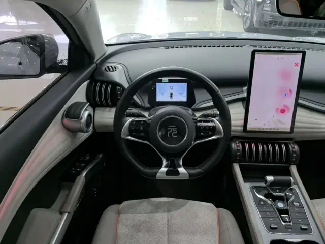 BYD Yuan PLUS — Фото автомобиля 10
