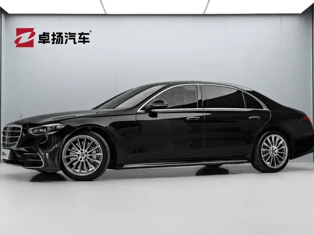 Фотография автомобиля — Mercedes-Benz S-Class