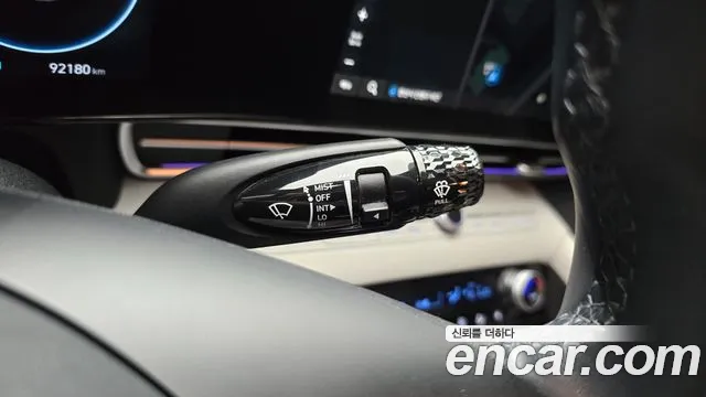 Hyundai AVANTE Avante (CN7) — Фото автомобиля 16