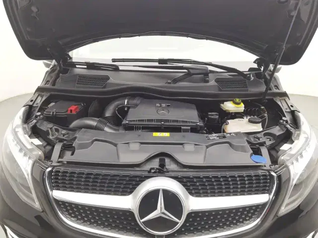 Mercedes-Benz V-Class — Фото автомобиля 6