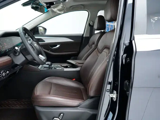 Jetour X90 Plus — Фото автомобиля 4
