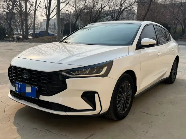 Фотография автомобиля — Ford Focus