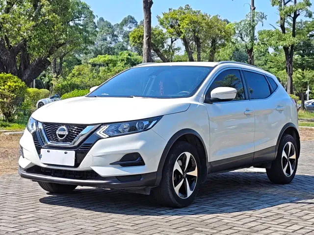Фотография автомобиля — Nissan Qashqai