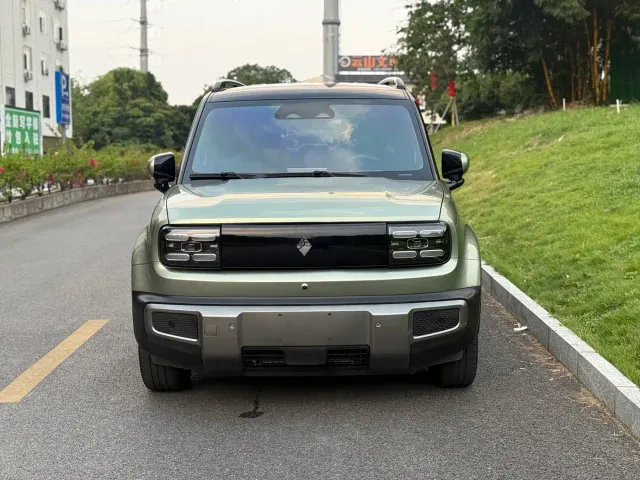 Baojun Yep Plus — Фото автомобиля 2