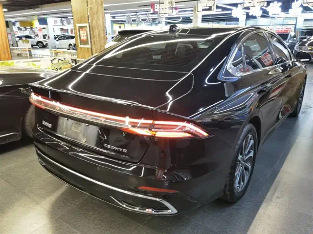 Lincoln Z — Фото автомобиля 6