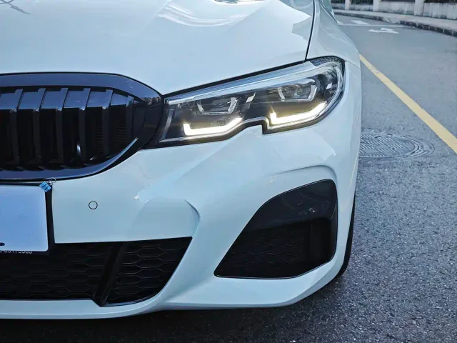BMW 3 Series — Фото автомобиля 4