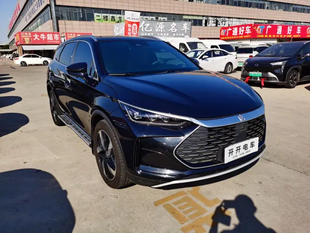 BYD Tang — Фото автомобиля 2
