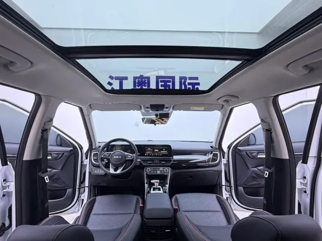 Kia Seltos — Фото автомобиля 17