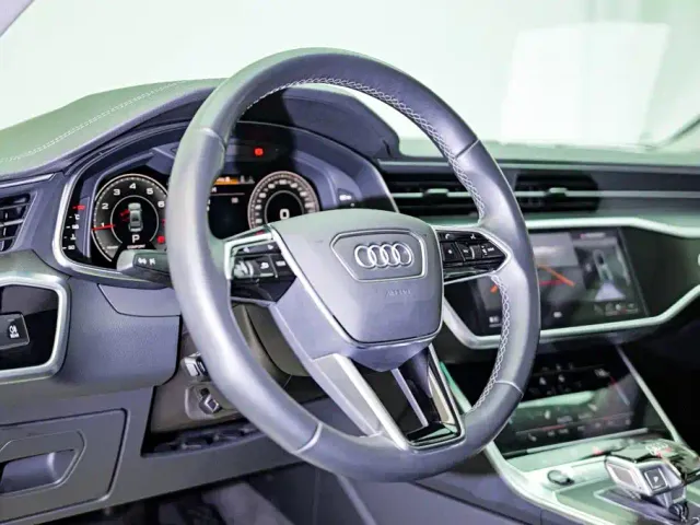 Audi A7 — Фото автомобиля 8