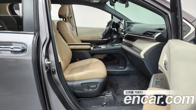 Toyota Sienna 4th Gen — Фото автомобиля 16