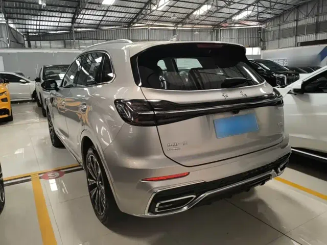 Hongqi HS5 — Фото автомобиля 4
