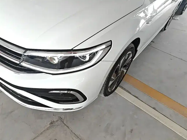 Volkswagen Bora — Фото автомобиля 23