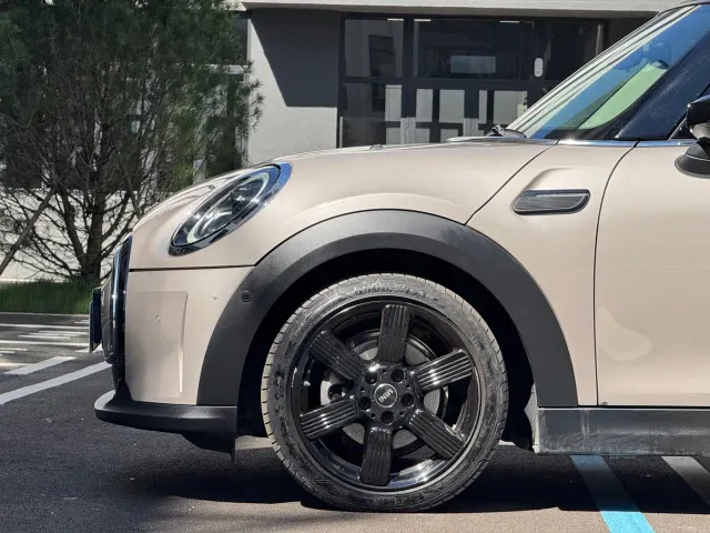 MINI Hatch — Фото автомобиля 19