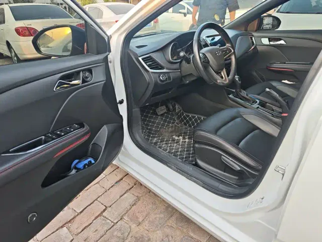 Chevrolet Monza — Фото автомобиля 15