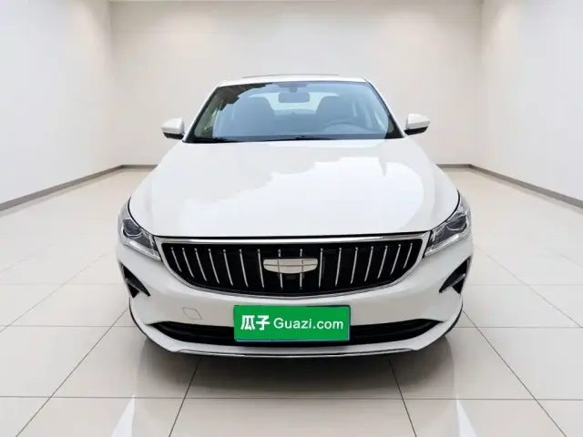 Geely Emgrand 2025 4th Gen 1.5L CVT Premium — Фото автомобиля 2