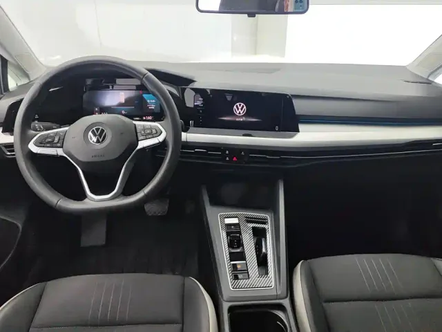 Volkswagen Golf — Фото автомобиля 12