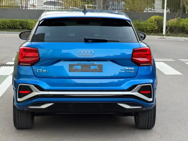 Audi Q2L — Фото автомобиля 5