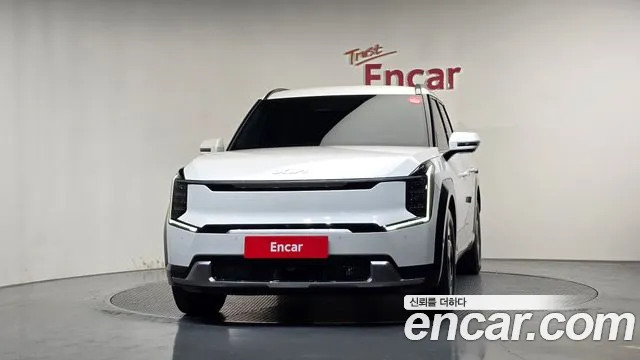 Kia EV9 — Фото автомобиля 3